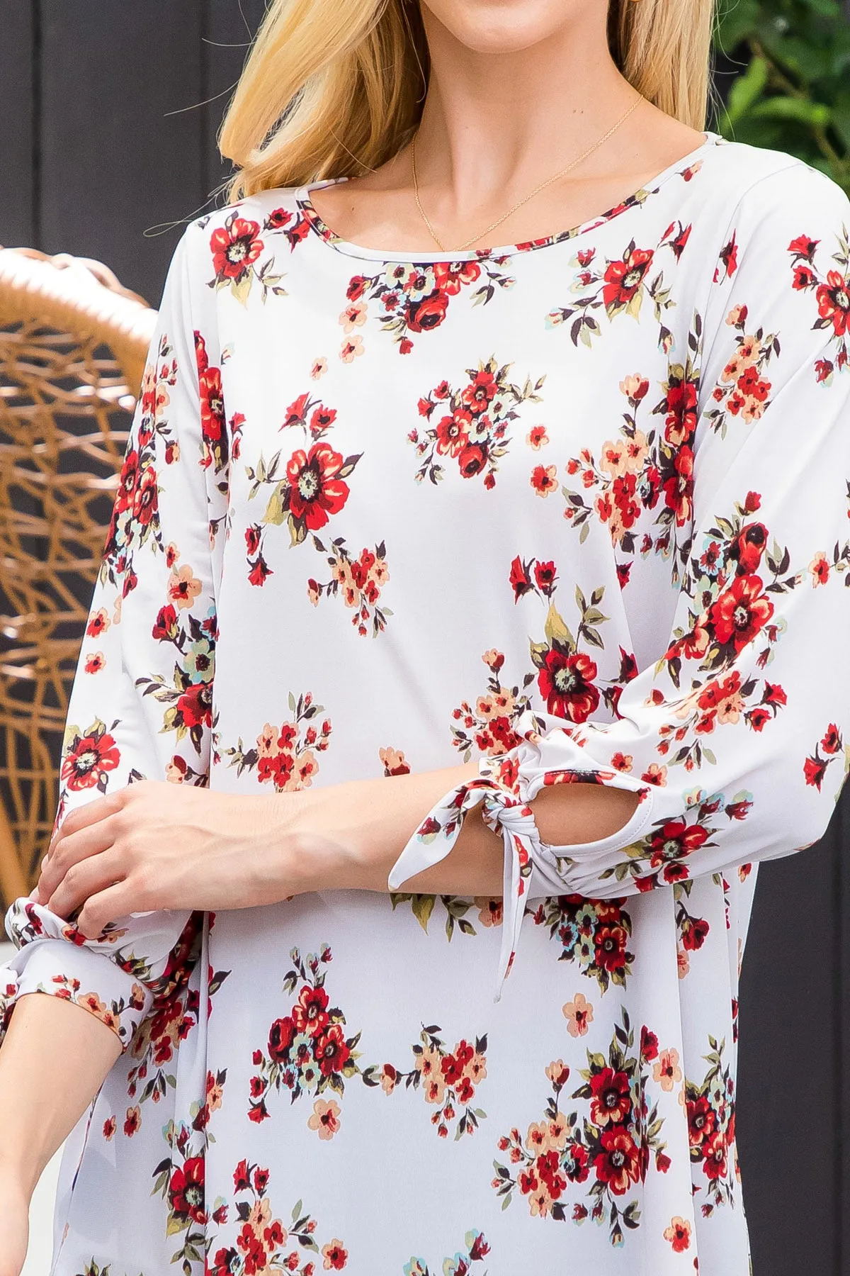 Floral Quarter Tie Knot Detail Sleeve Top
